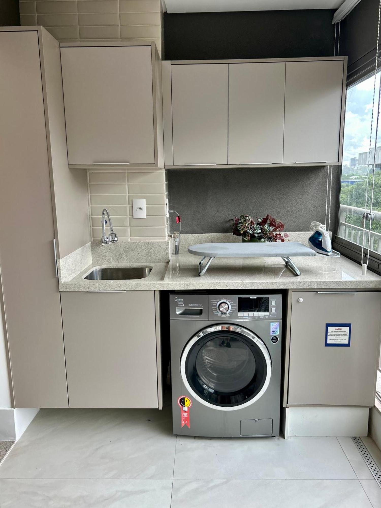 Em De Luxo-ar Condicinado-perto Do Aeroporto-parque Ibirapuera-metro-aacd-medplex-casv Apartment *